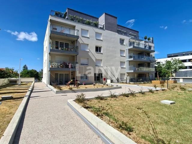 Location Appartement Rue de la Pradelle, Clermont Ferrand