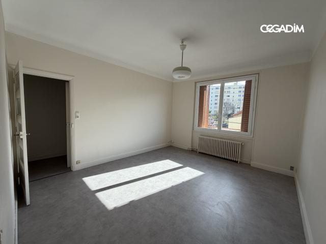Location Appartement Rue de la Pradelle, Clermont Ferrand