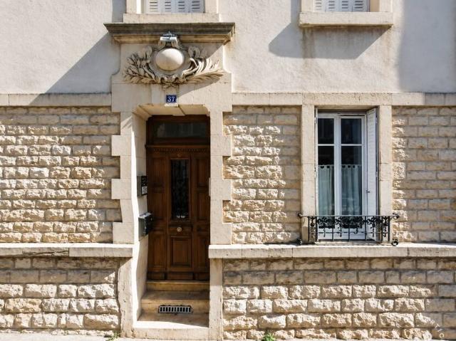 Location Appartement Rue de la Préfecture, Dijon