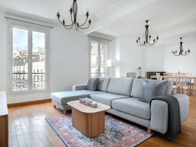 Location Appartement Rue de la Procession, Paris