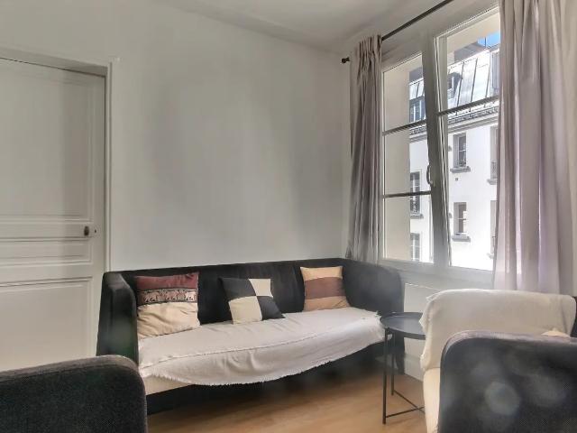 Location Appartement Rue de la Roquette, Paris