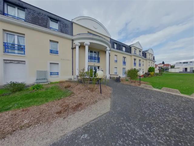 Location Appartement Rue de la Roseraie, Châtellerault