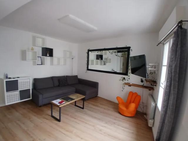 Location Appartement Rue de la Roseraie, Épône