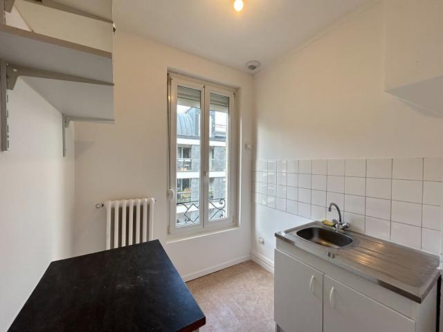 Location Appartement Rue de la Renfermerie, Reims