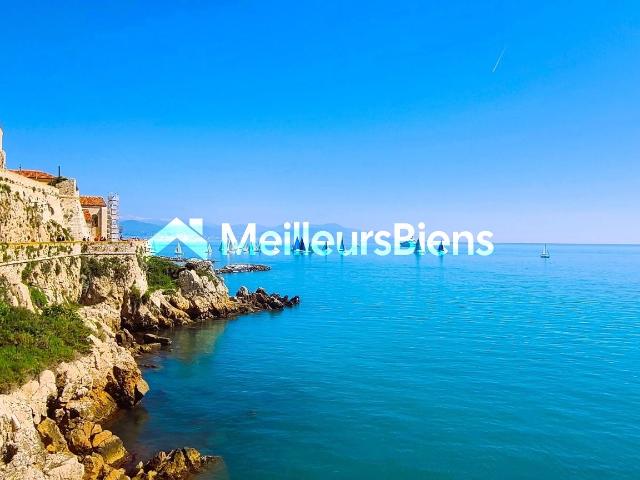 Location Appartement Rue de la République, Antibes