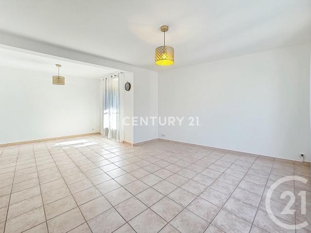Location Appartement Rue de la République, Aubagne