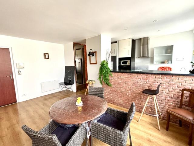 Location Appartement Rue de la République, Romainville