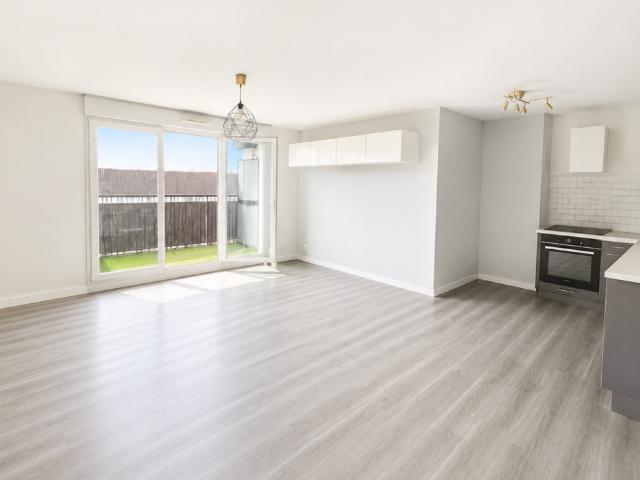 Location Appartement Rue de la République, Romainville