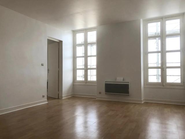 Location Appartement Rue de la République, Saint Germain en Laye