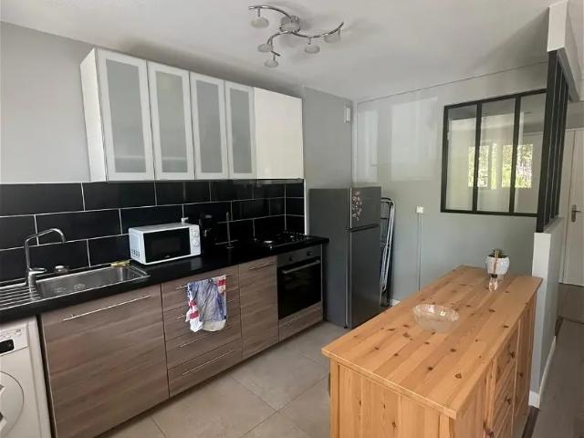 Location Appartement Rue de la Richelandière, Saint Étienne