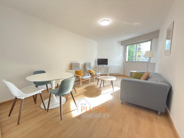 Location Appartement Rue de la Toussaint, Strasbourg