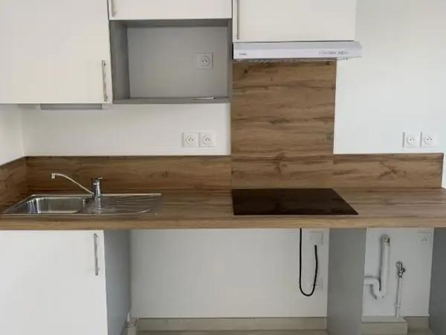 Location Appartement Rue de la Vernède, Fréjus