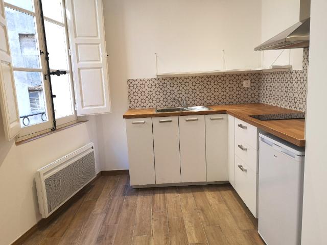 Location Appartement Rue de la Verrerie, Aix en Provence