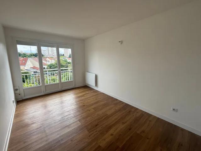 Location Appartement Rue de la Vialoube, Limoges