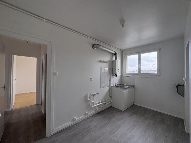 Location Appartement Rue de la Vieille Meuse, Charleville Mézières