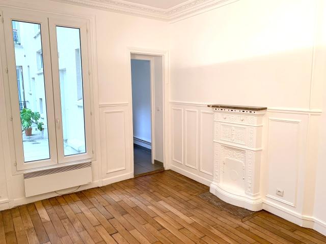 Location Appartement Rue de l'Abbé Carton, Paris