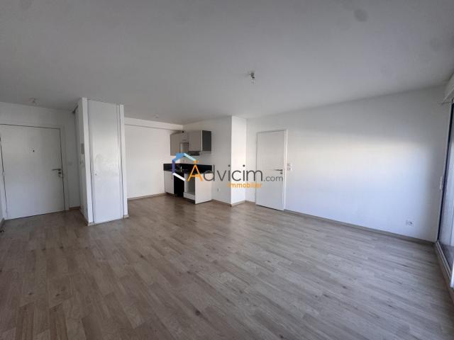 Location Appartement Rue de l'Abbé Dugué, Saint Jean de la Ruelle
