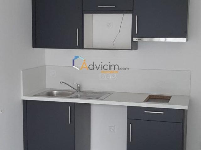 Location Appartement Rue de l'Abbé Dugué, Saint Jean de la Ruelle