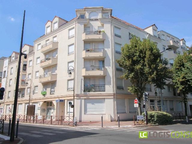Location Appartement Rue de l'Abreuvoir, Antony