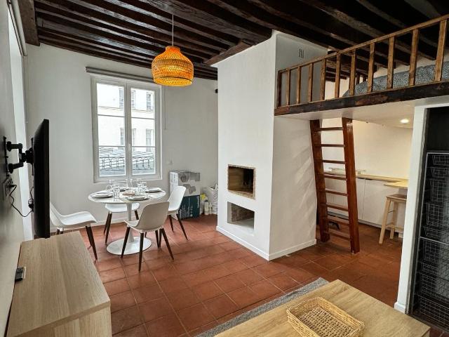 Location Appartement Rue de l'Agent Bailly, Paris