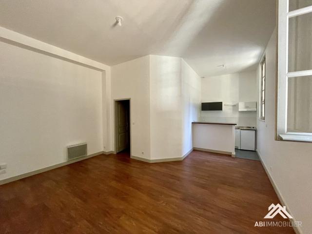 Location Appartement Rue de l'Aiguillerie, Montpellier