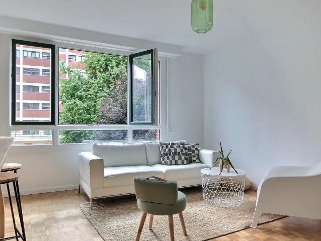 Location Appartement Rue de l'Amiral Mouchez, Paris