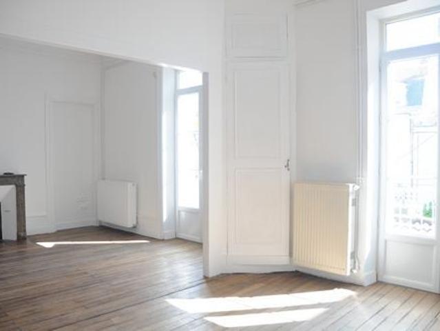 Location Appartement Rue de l'Amphithéâtre, Périgueux