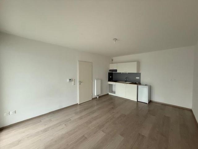 Location Appartement Rue de l'Ancolie, Lille