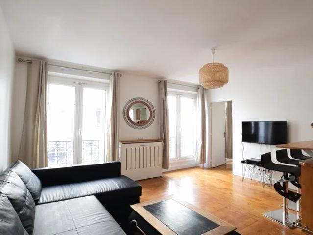 Location Appartement Rue de l'Étoile, Paris