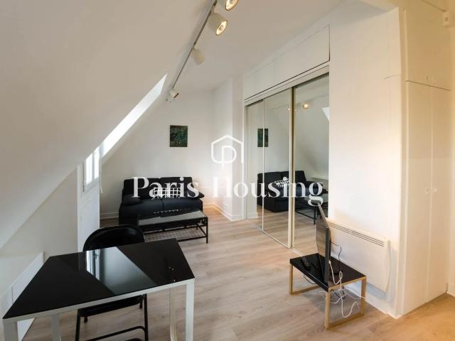 Location Appartement Rue de l'Exposition, Paris