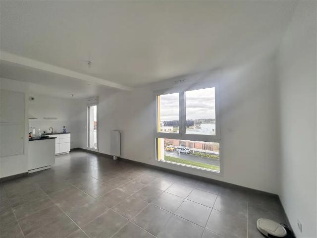 Location Appartement Rue de Lébisey, Épron