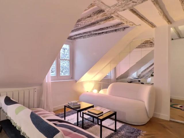 Location Appartement Rue de l'Échiquier, Paris