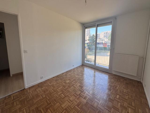 Location Appartement Rue de l'Égalité, Saint Priest