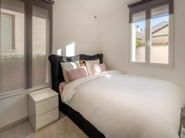 Location Appartement Rue de l'Égalité, Paris