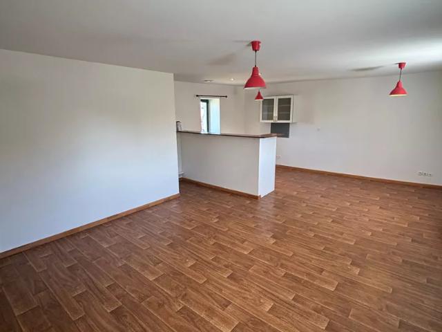 Location Appartement Rue de l'Église, Touffréville