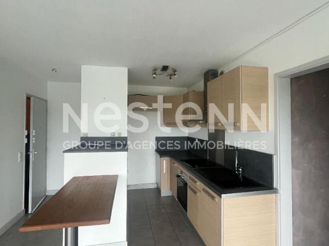 Location Appartement Rue de l'Église, Ussel