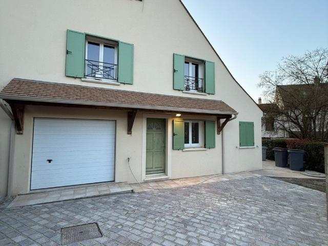 Location Appartement Rue de l'Église, Gometz le Châtel