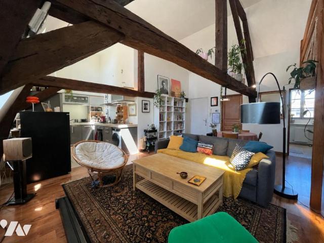 Location Appartement Rue de l'Équerre, Reims