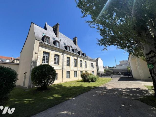 Location Appartement Rue de l'Équerre, Reims