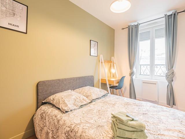Location Appartement Rue de l'Équerre, Reims