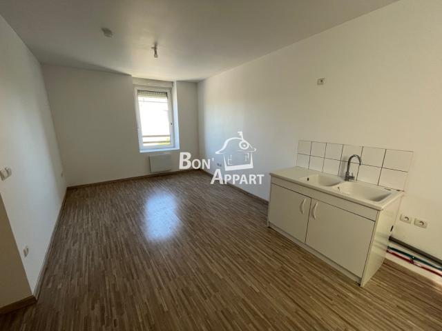 Location Appartement Rue de l'Haropré, Jœuf