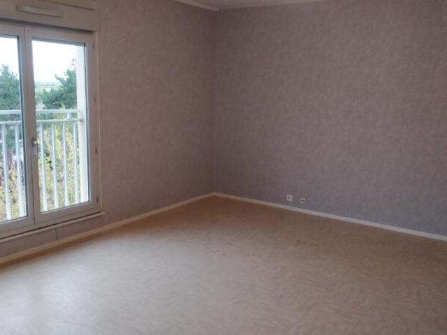 Location Appartement Rue de l'Horloge, Ennezat