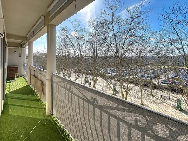 Location Appartement Rue de Liège, Pau