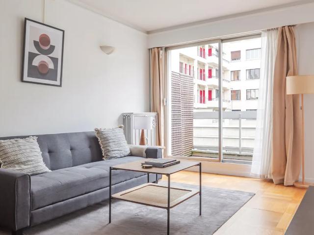 Location Appartement Rue de Montévidéo, Paris