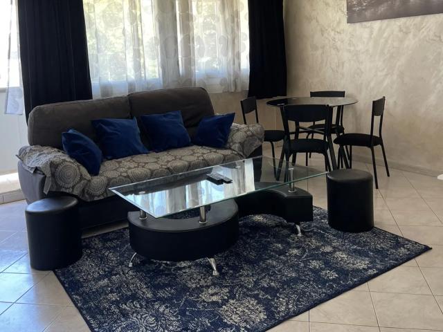 Location Appartement Rue de Montelier, Vénissieux