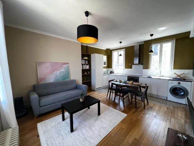Location Appartement Rue de Montreuil, Paris