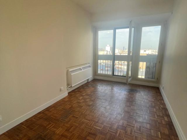Location Appartement Rue de Montreuil, Paris