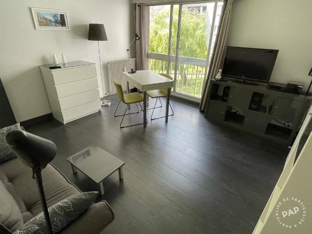 Location Appartement Rue de Maubeuge, Paris