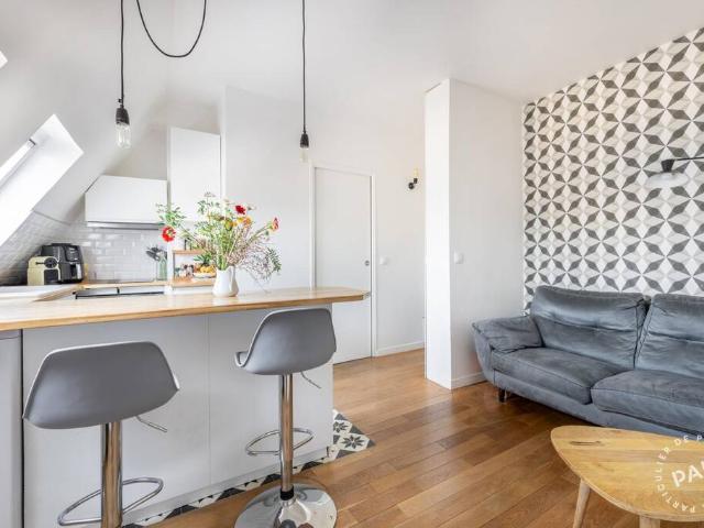 Location Appartement Rue de Maubeuge, Paris