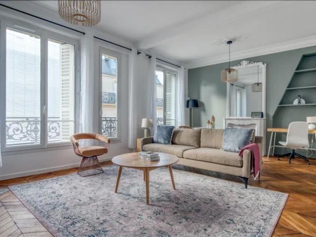 Location Appartement Rue de Maubeuge, Paris